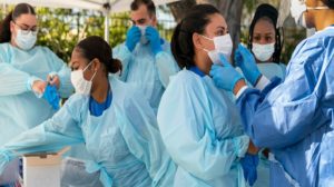 U.S. eclipses 100,000 confirmed coronavirus cases; Trump wants governors to be ‘appreciative’ of White House efforts