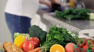 4 Ways to Not Eat Out as Much