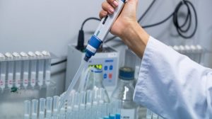 White House asks all hospitals to report data on COVID-19 testing