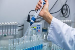 White House asks all hospitals to report data on COVID-19 testing