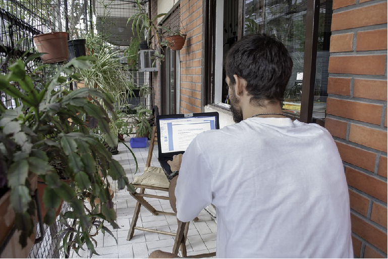 Working from Home: Best-Practices to Reduce the Strain of Running a Business