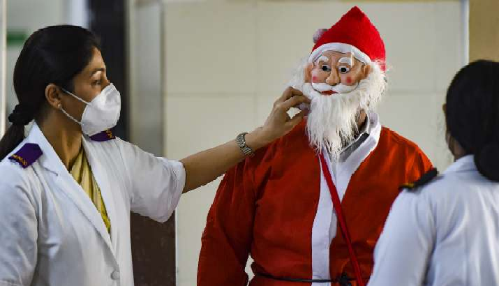 Coronavirus updates: Pope urges 'vaccines for everybody' in Christmas message; Italy enders lockdown; Japan has 5 cases with UK variant