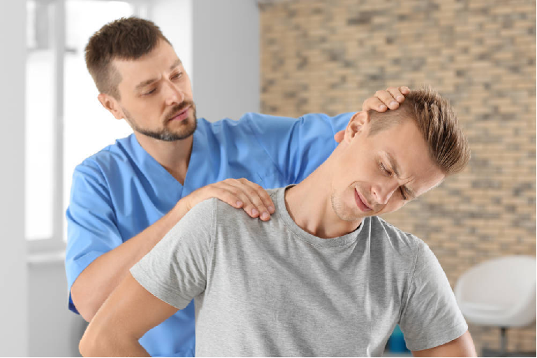 whiplash chiropractor